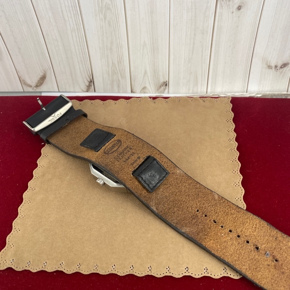 Rare Vintage Fossil Rock Climber, Hockey, Lacrosse and more Sports Watch - Picture 8 of 13